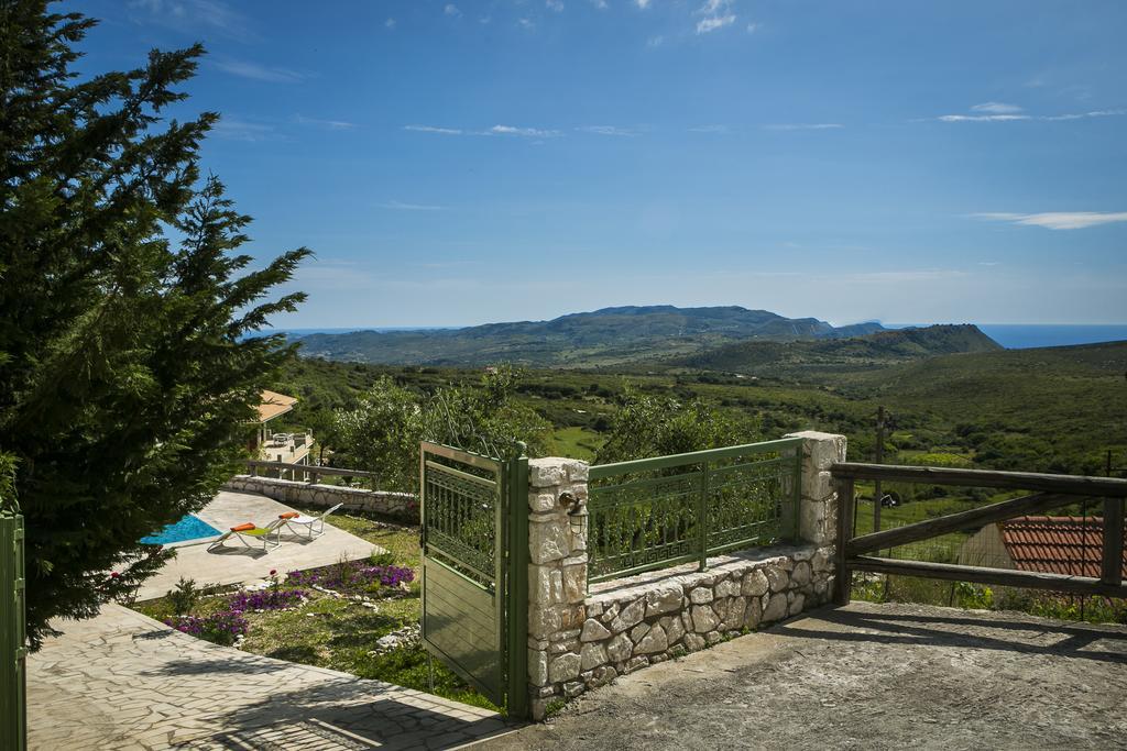Country Villa Athérasz Kültér fotó